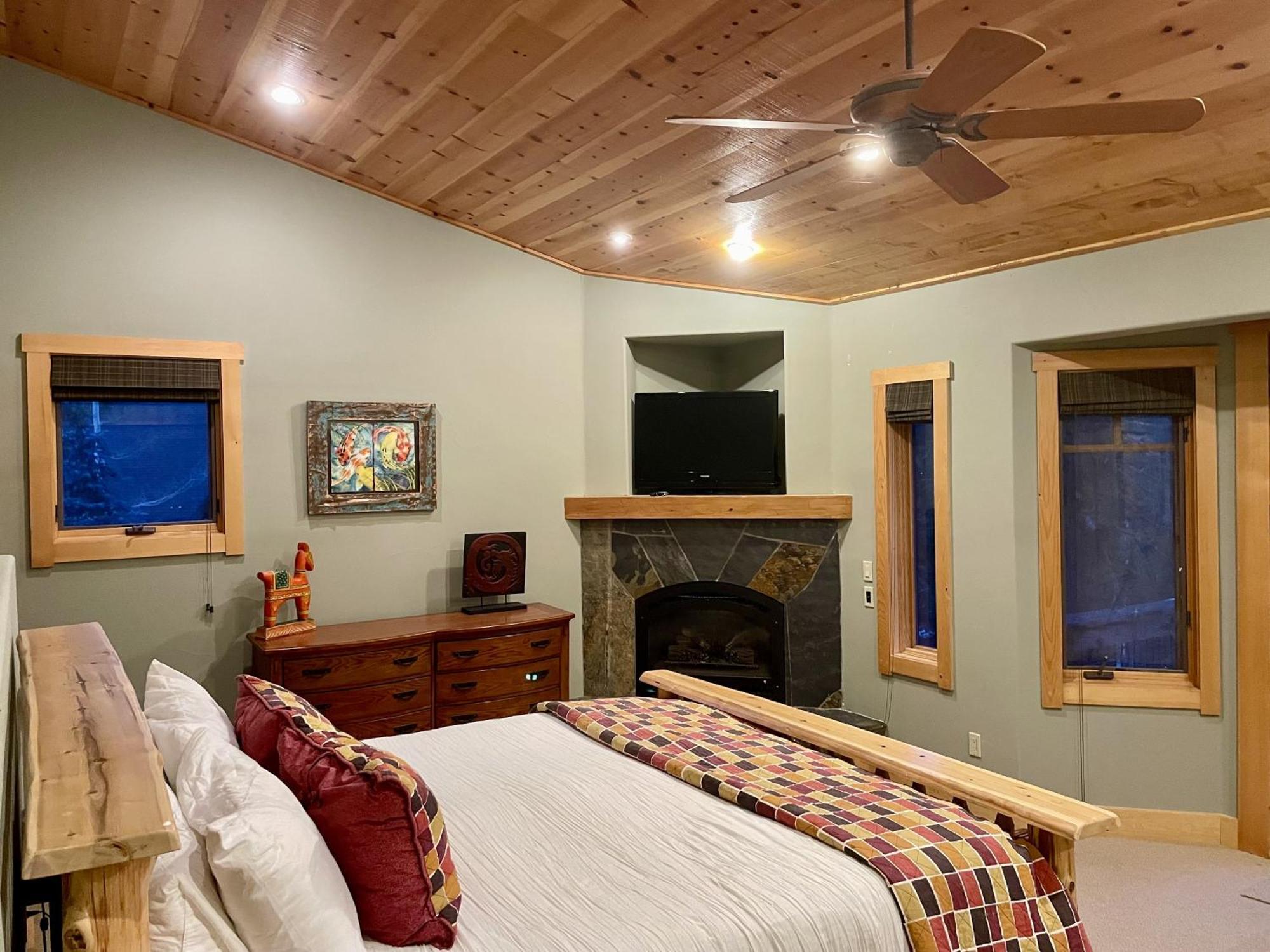 Bear Meadows Lodge - Hot Tub - Tahoe Donner Home Truckee Luaran gambar